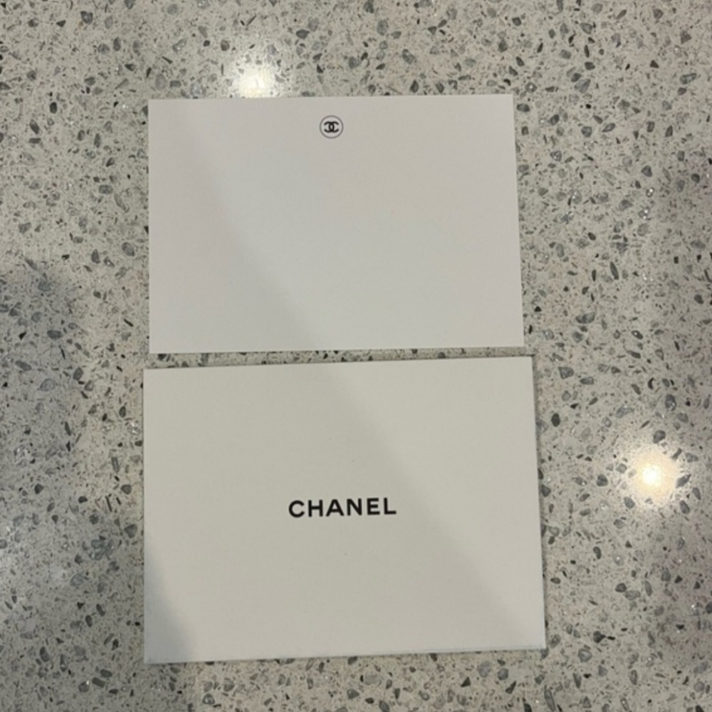 CHANEL Gold Floral and Silver Star Charm and Chanel gift bag accessories - Picture 6 of 12